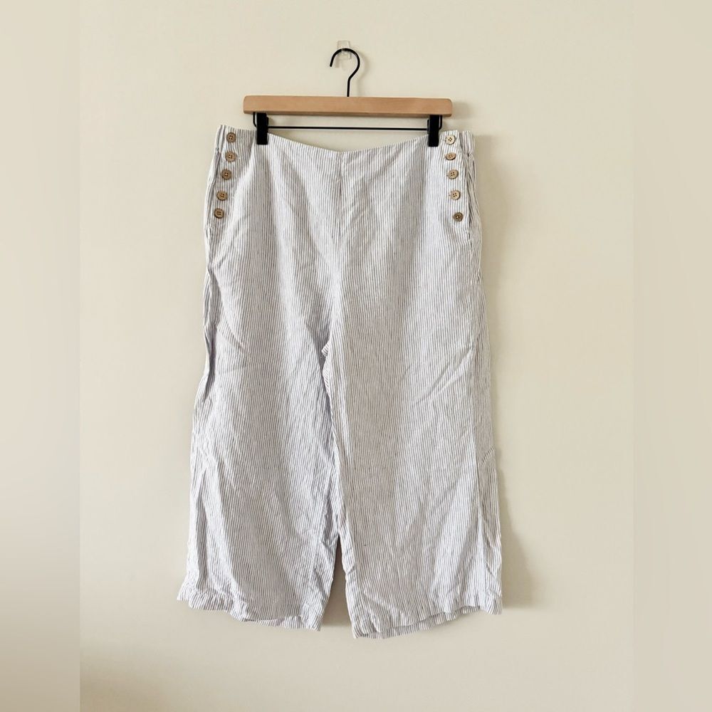J. Jill Love Linen Cropped Pant in Blue and White Seersucker Stripe - Size LP - Picture 2 of 6